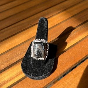 925 Black Striped Agate Genuine Gemstone Ring-NEW